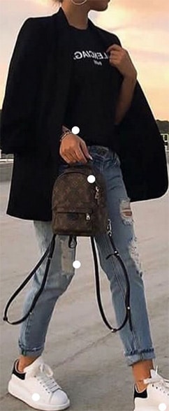 Jean Destroy style casual