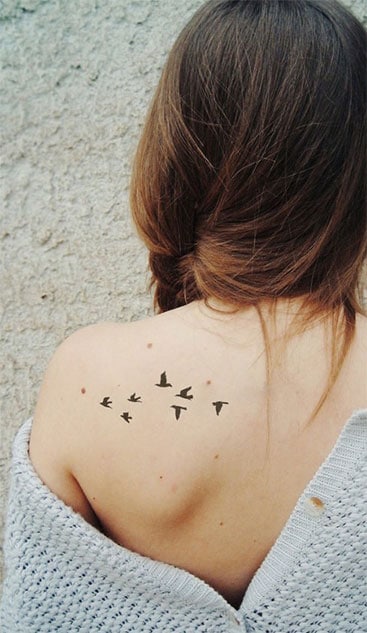 tatouage épaule motif Oiseaux 