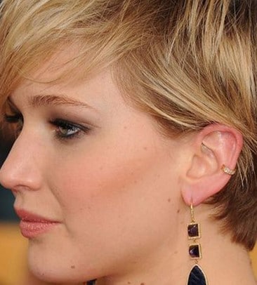 Piercing Et Boucle D’oreille