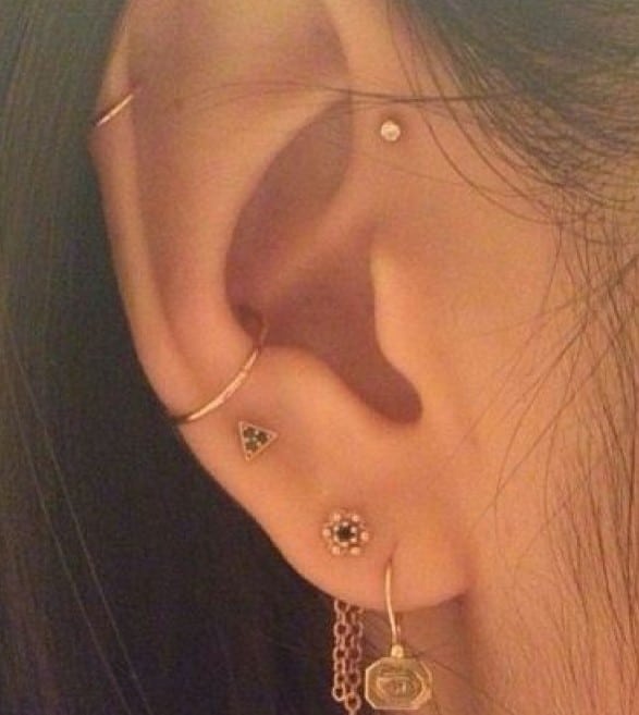 Piercings Or Et Pierres