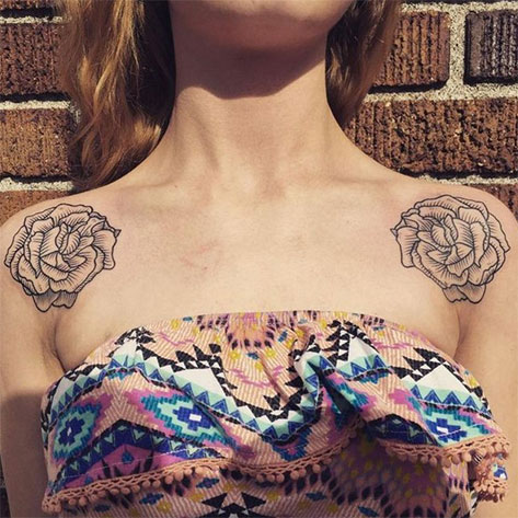 Tatouage Fleurs Symétriques