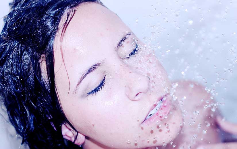 Eau Froide Tonifier Poitrine