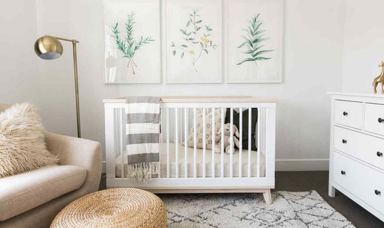 Chambre épurée pour bébé deco mixte