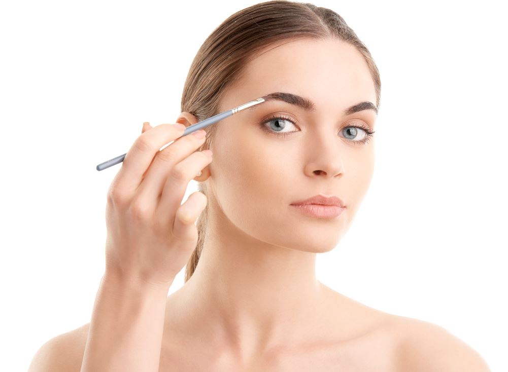 Maquillage Sourcils