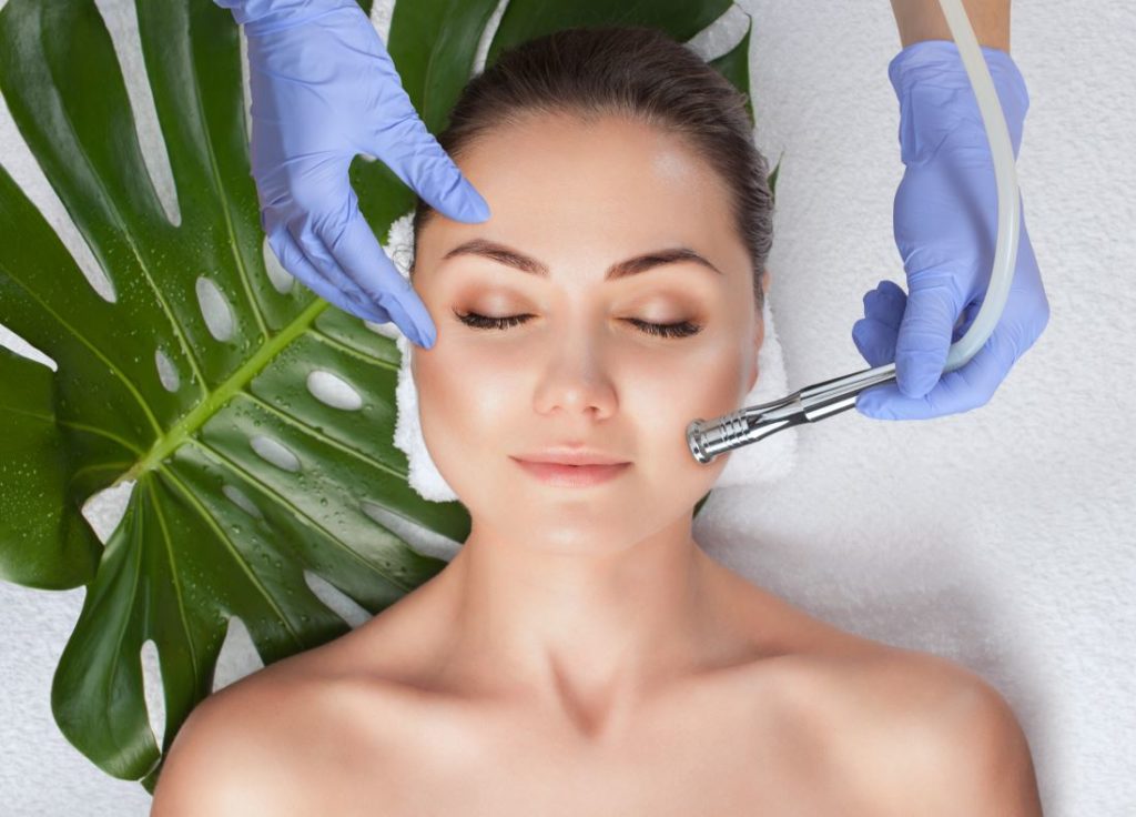 Microdermabrasion Techniques, bienfaits, prix, résultats