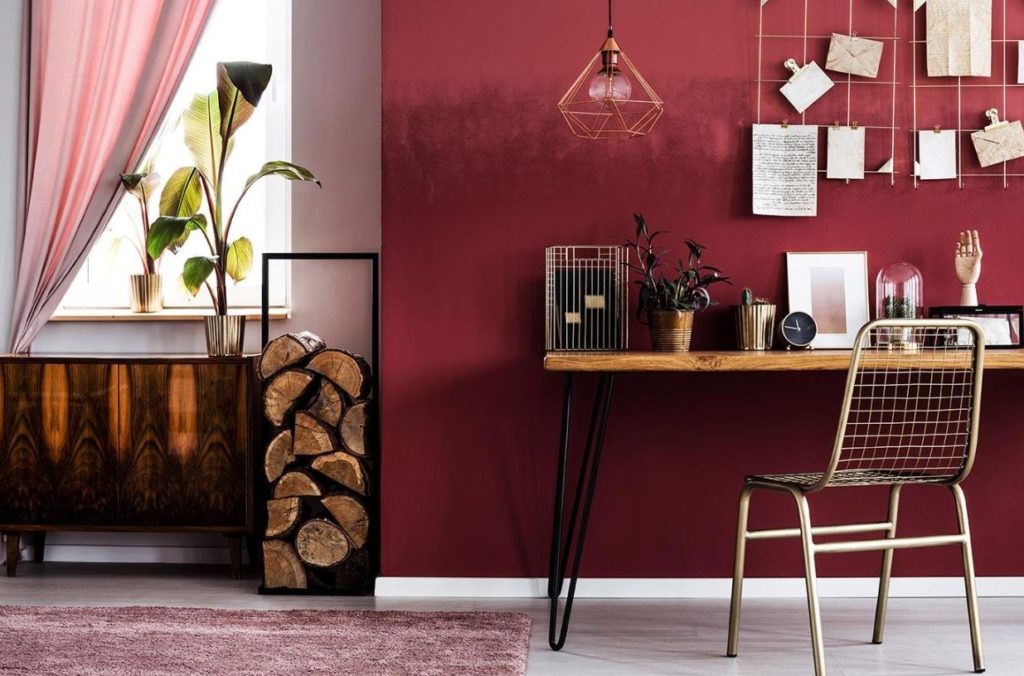 Rouge Rodins De Bois