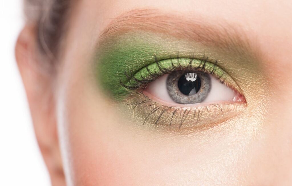 Maquillage Yeux Verts Paupieres