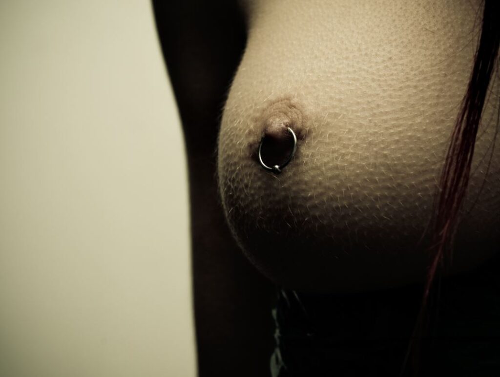Piercing Sein Teton Femme