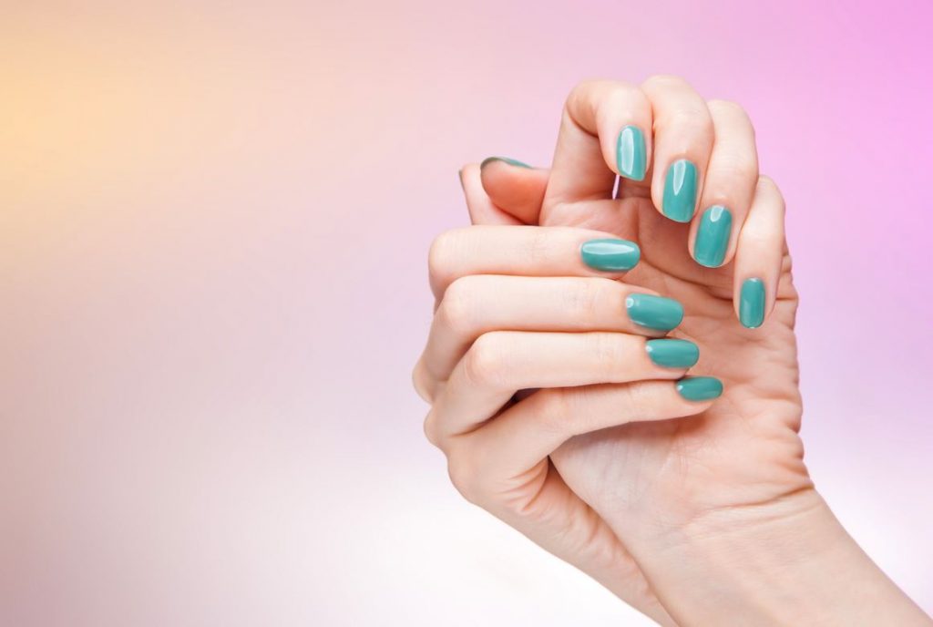 Ongles Au Chablon