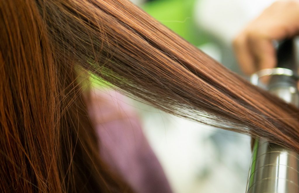 Déjaunir Les Cheveux Avec Du Coca Cheveux jaunis : les solutions naturelles pour les déjaunir