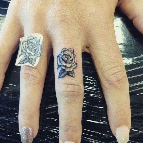 tatouage Rose 