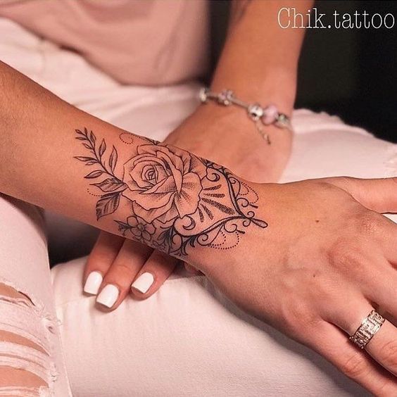 tatouage Rose 