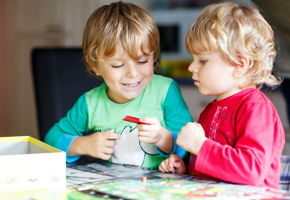 Jeu De Société Enfant 2 3 Ans