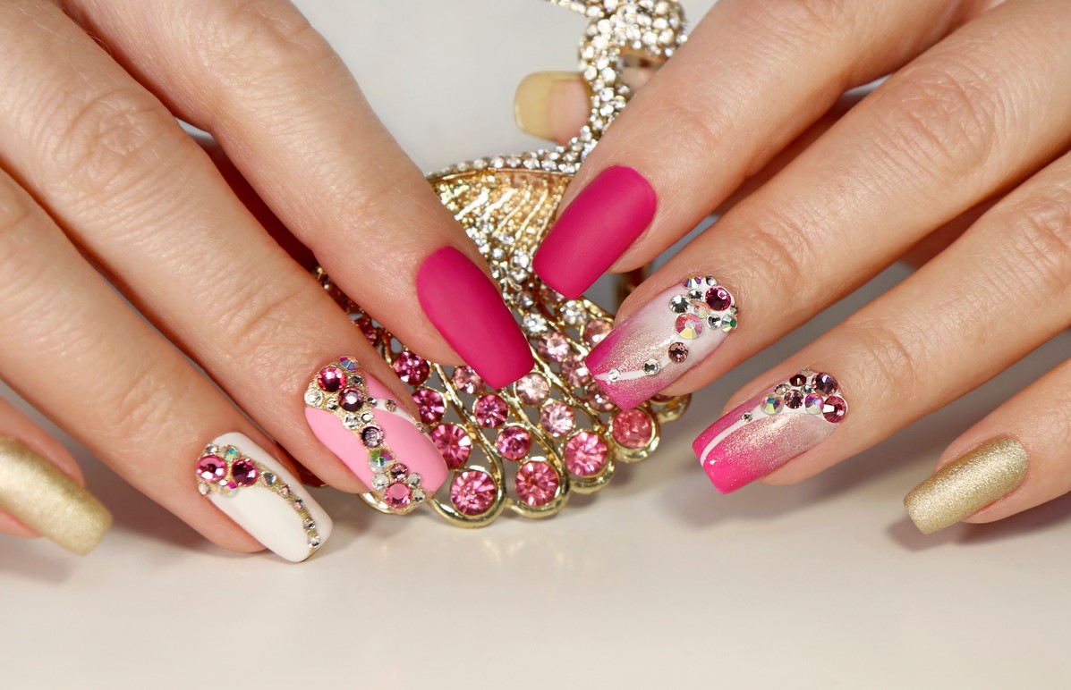 3. Nail Art with Strass Paillettes - wide 7