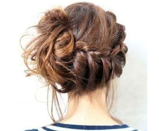 tresse Africaine Et Chignon Décoiffé