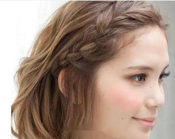 tresse Sur Le Côté