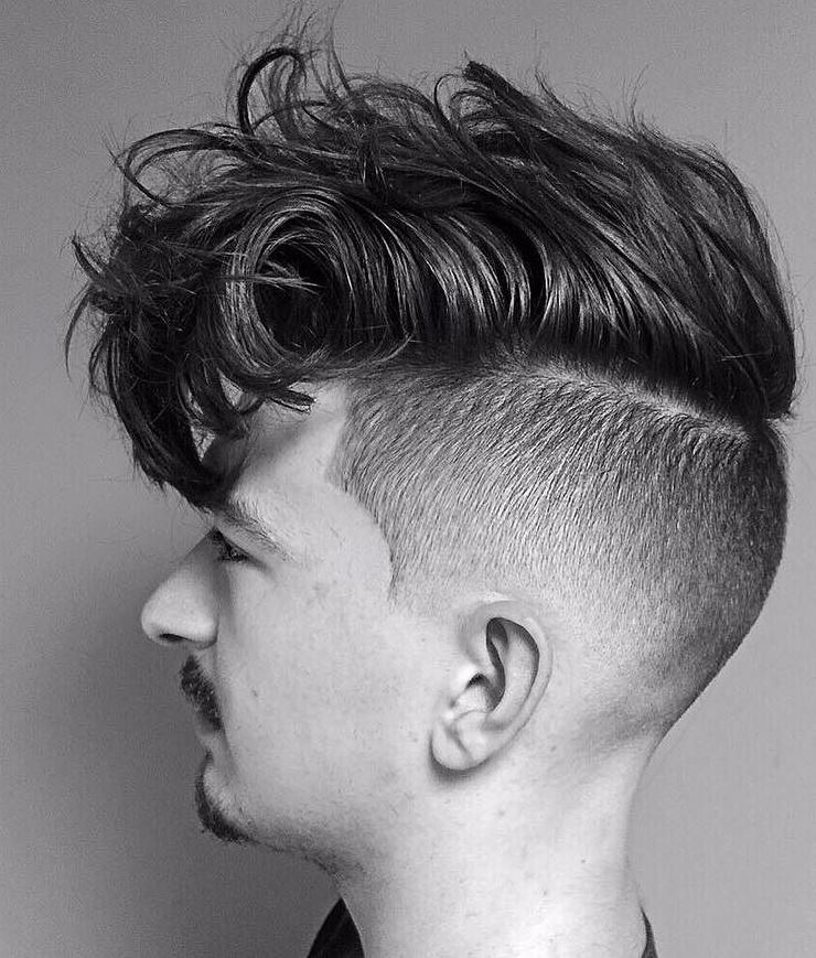 coupe Dégagée Cheveux En Désordre