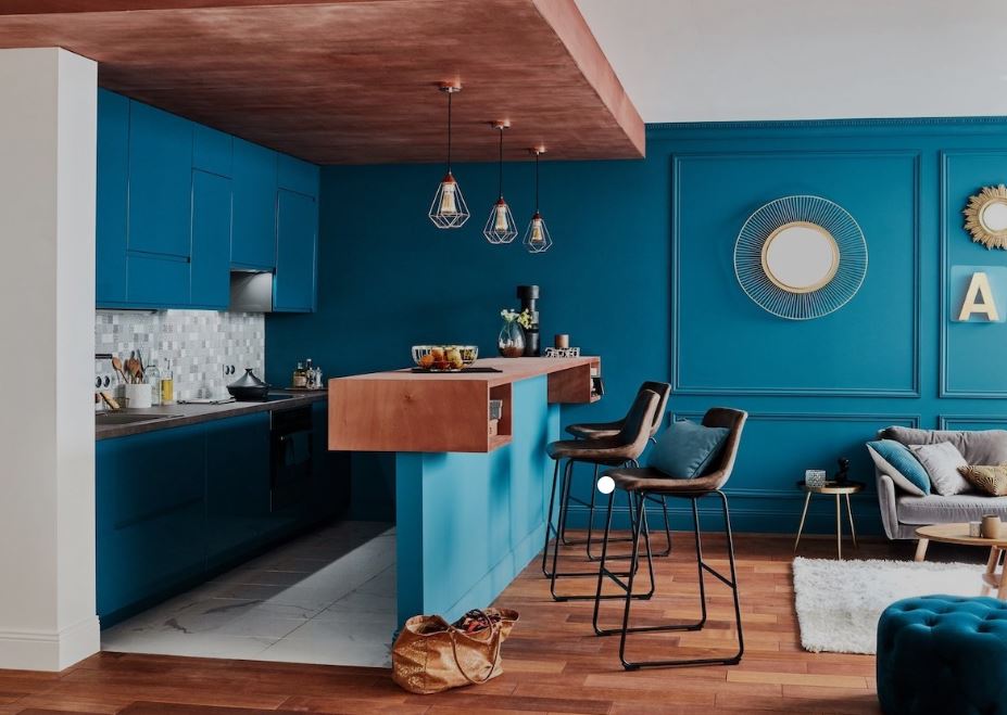 bleu Canard Et Bois Foncé 
