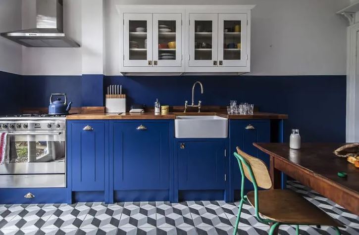 cuisine Bleu Roi 