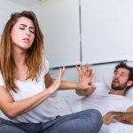 Couple avec des problèmes dans le lit