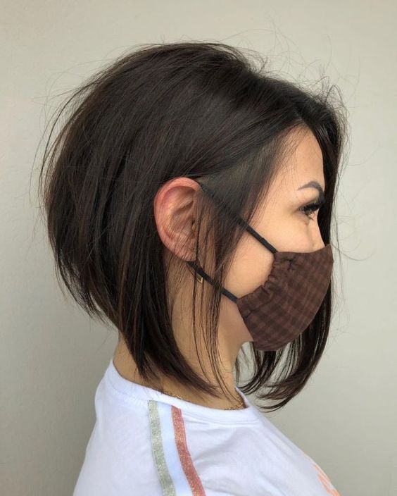 Carré Plongeant Sur Cheveux Fins Sans Brushing Brun