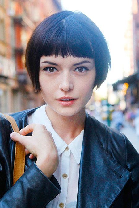 Coupe Bixie Droite Sur Cheveux Fins Sans Volume 