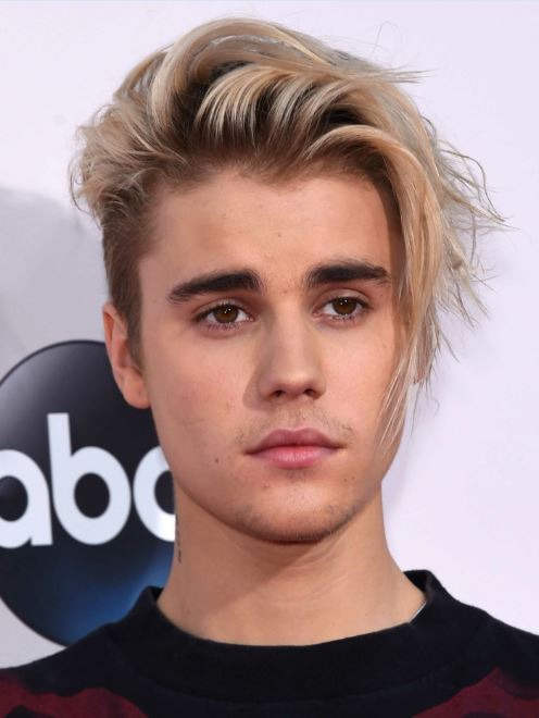 Coupe Dégradée Et Pompadour