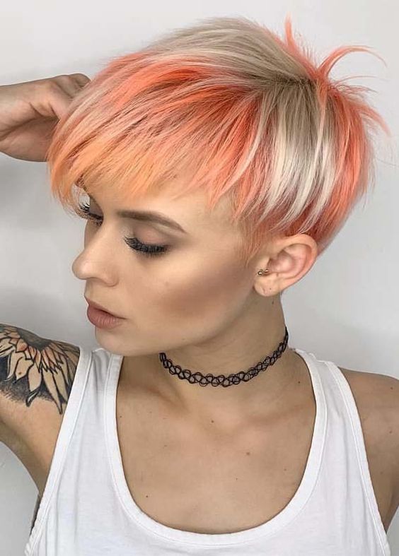  Pixie Cut Avec Frange Bombée Sur Cheveux Fins Sans Volume 