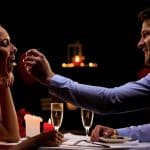 Couple Fait Un Repas Aphrodisiaque