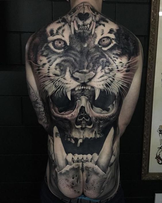 Tatouage Tigre & Crânes