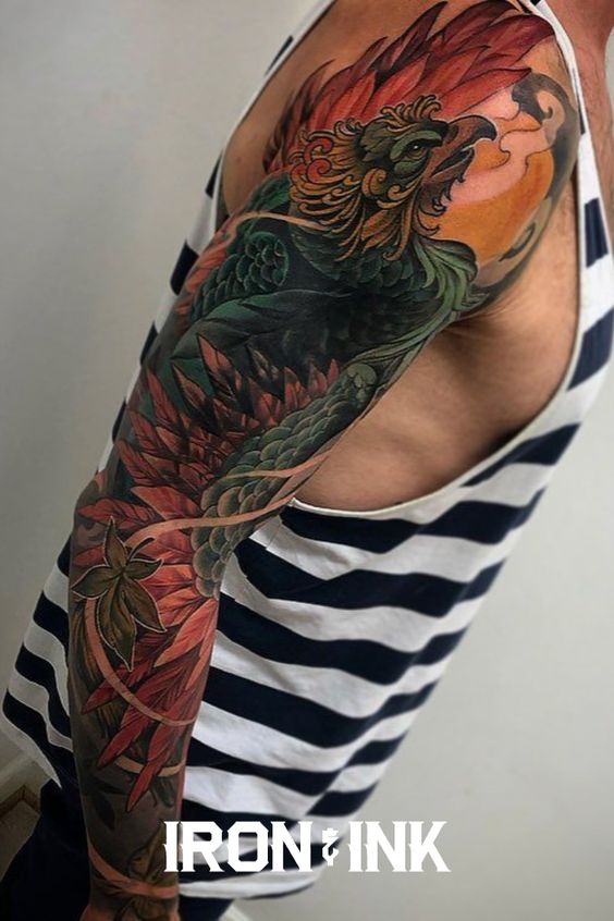 Tatouage Phoenix Avec Feuille Sur Le Bras