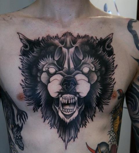 Tatouage Loup Asiatique Sur Le Torse