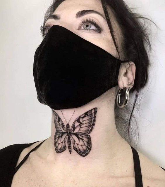 Tatouage Papillon Monarque Noir & Gris Sur Le Cou