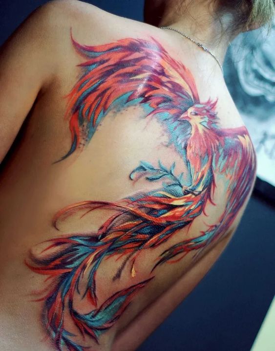 Tatouage Phœnix Multicolore Sur Le Dos