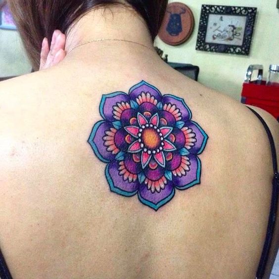 Tatouage Mandala Violet