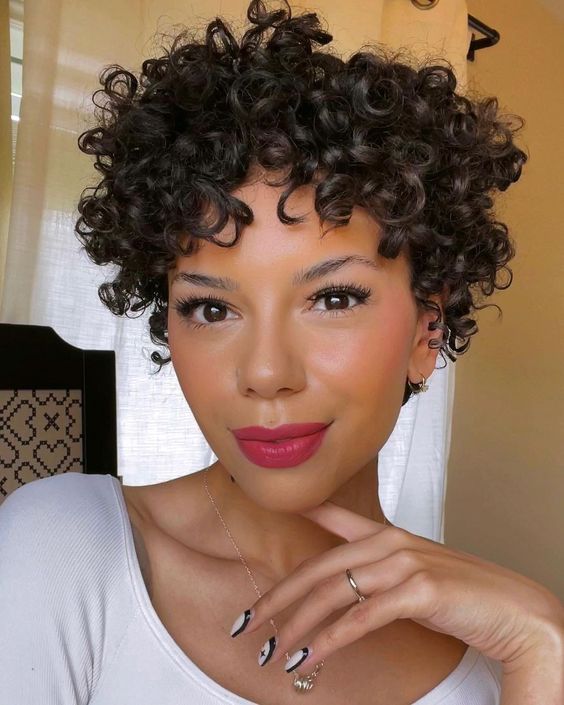 Pixie Cut Désordonné 
