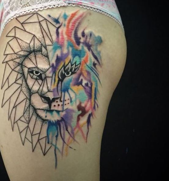 Tatouage Lion Géométrique Et Aquarelle Sur La Cuisse