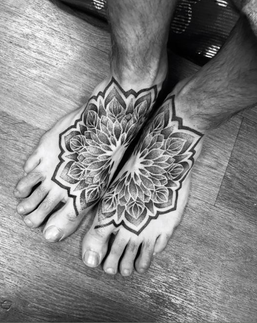 Tatouage Pied Mandala Floral