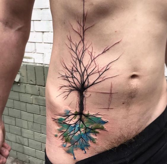 3Tatouage Arbre De Vie Inversé Sur Les Côtes