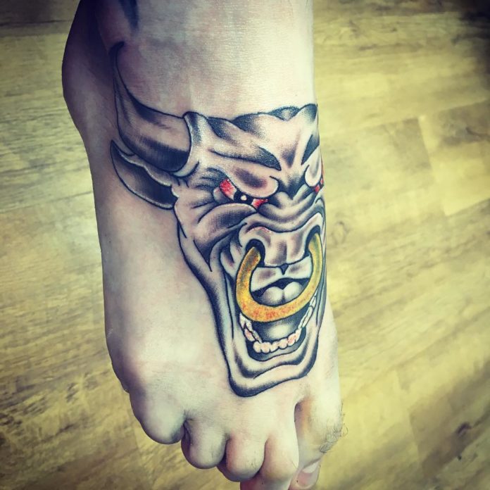 Tatouage Pied Avec Un Taureau ©tatouez