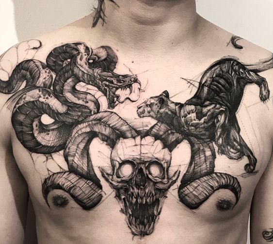 Tatouage Serpent, Tigre Et Crâne Graphiques Sur Le Torse
