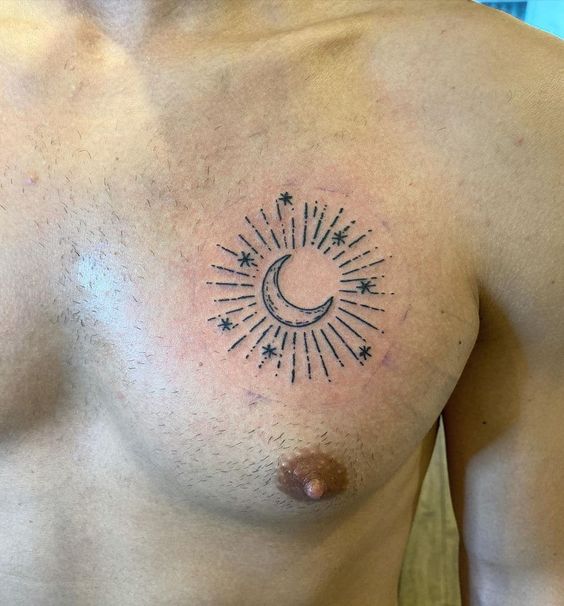 Tatouage Lune Et étoiles Sur Le Torse