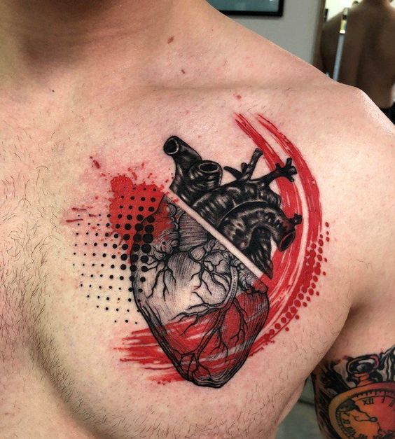 Tatouage Coeur Graphique Sur Le Torse