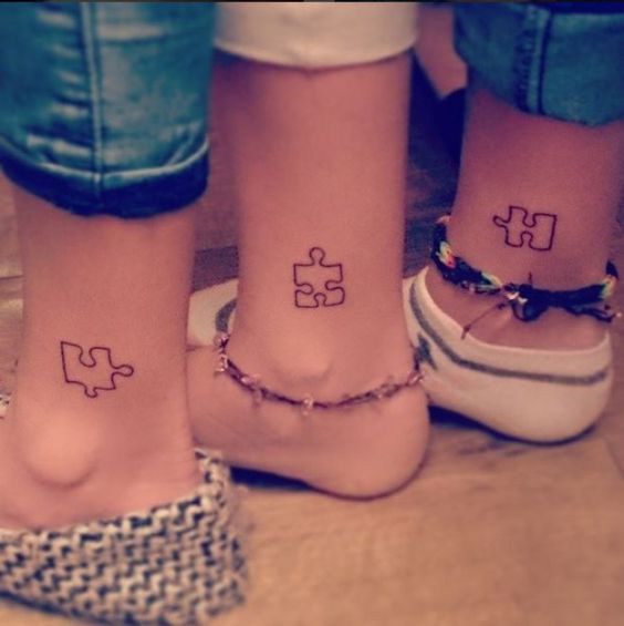 Tatouage Pièce De Puzzle Sur Le Pied