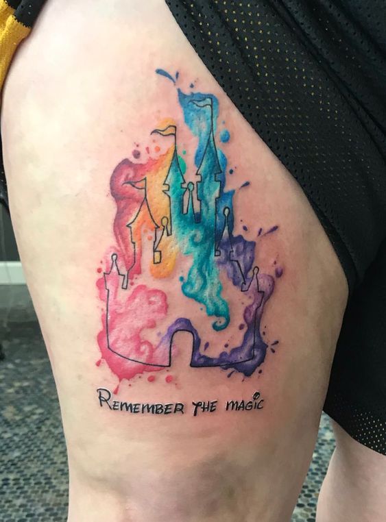 Tatouage Château Disney En Aquarelle Sur La Cuisse