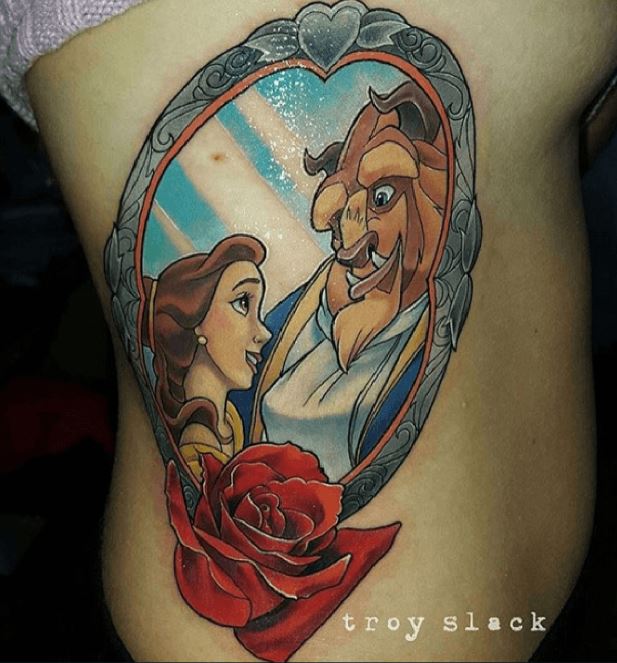 Tatouage La Belle Et La Bête Sur Les Côtes