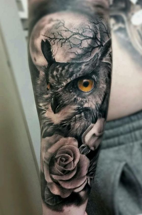Tatouage Pleine Lune, Hibou Et Rose Sur L'avant Bras