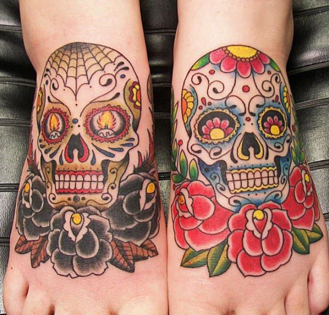 Tatouage Pied Avec Sugar Skull Et Ensemble De Motifs