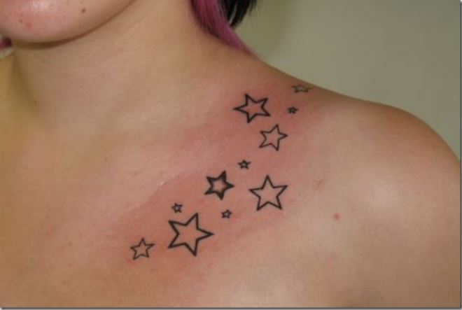 Tatouage étoiles à Cinq Branches Sur La Clavicule