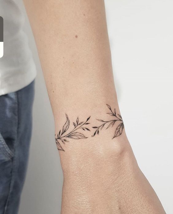 Tatouage Bracelet Feuilles Et Bourgeons